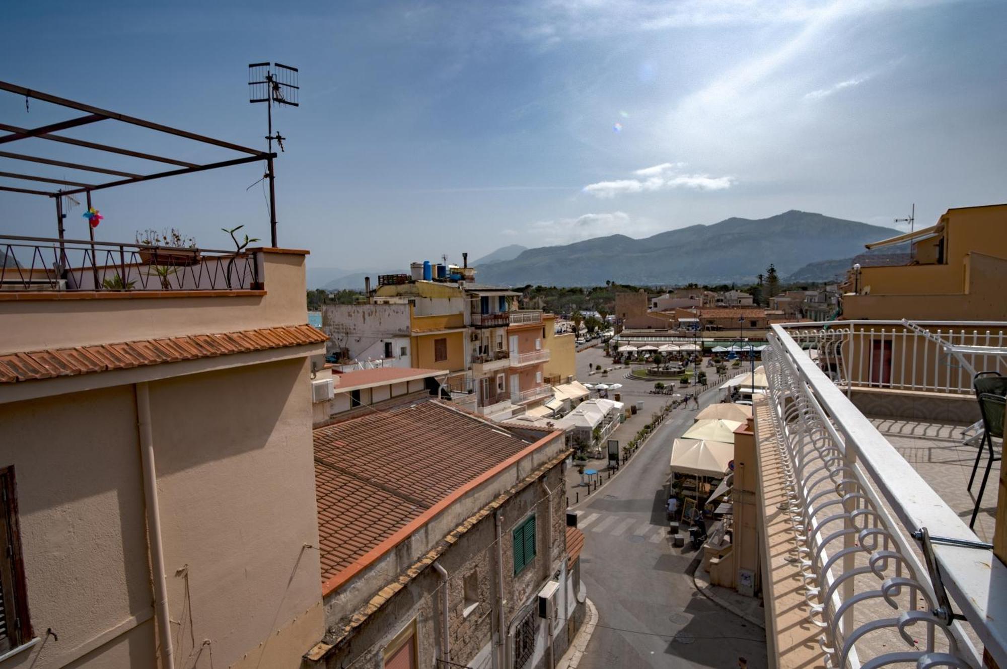 Mondello Sunsea House Apartment Exterior photo